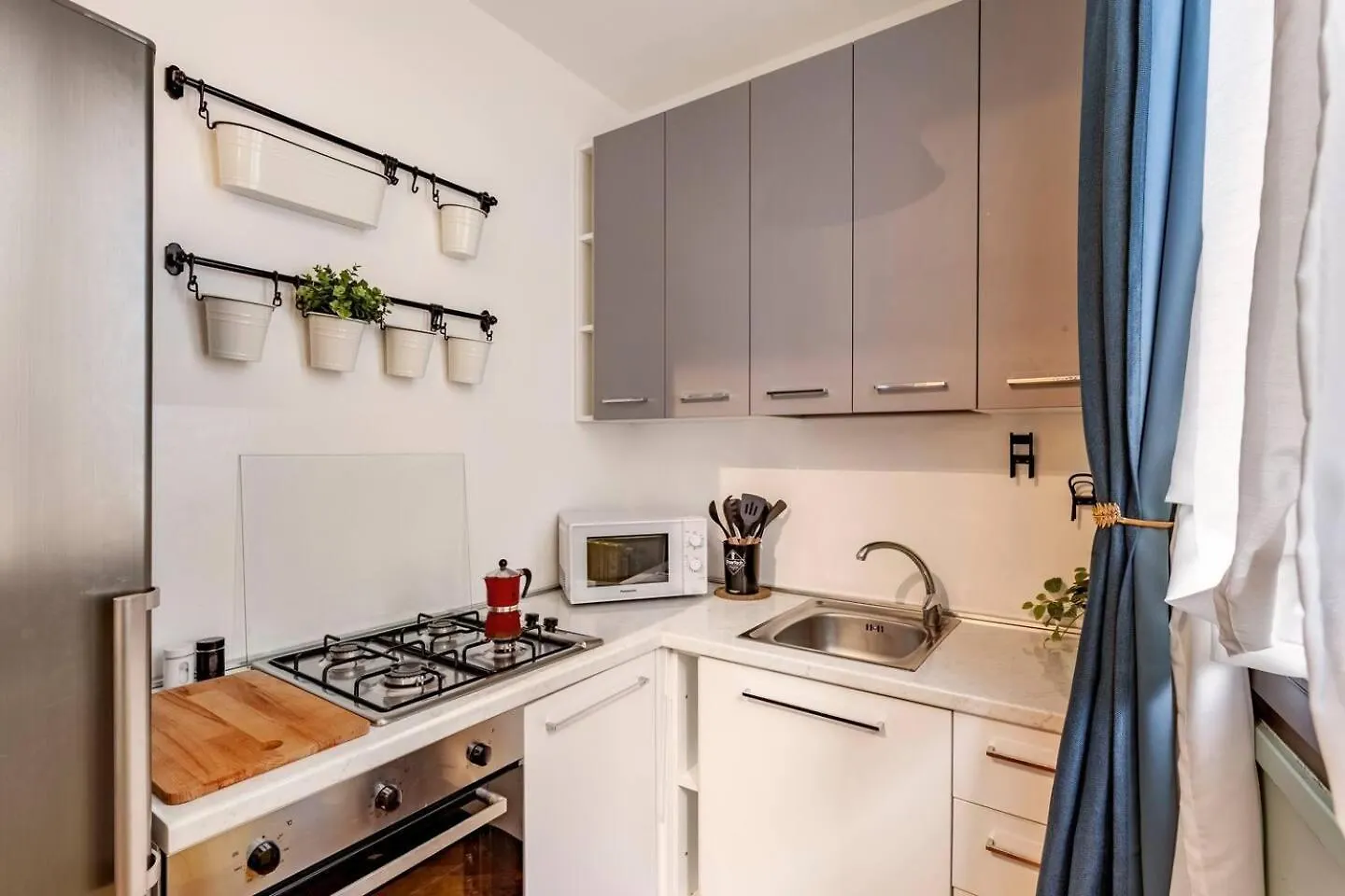 Design Villa With Parking Navigli Area Milan 0*,
