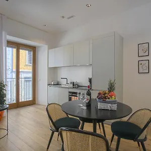 Chic Luxury Apartments-hosted By Sweetstay شقة