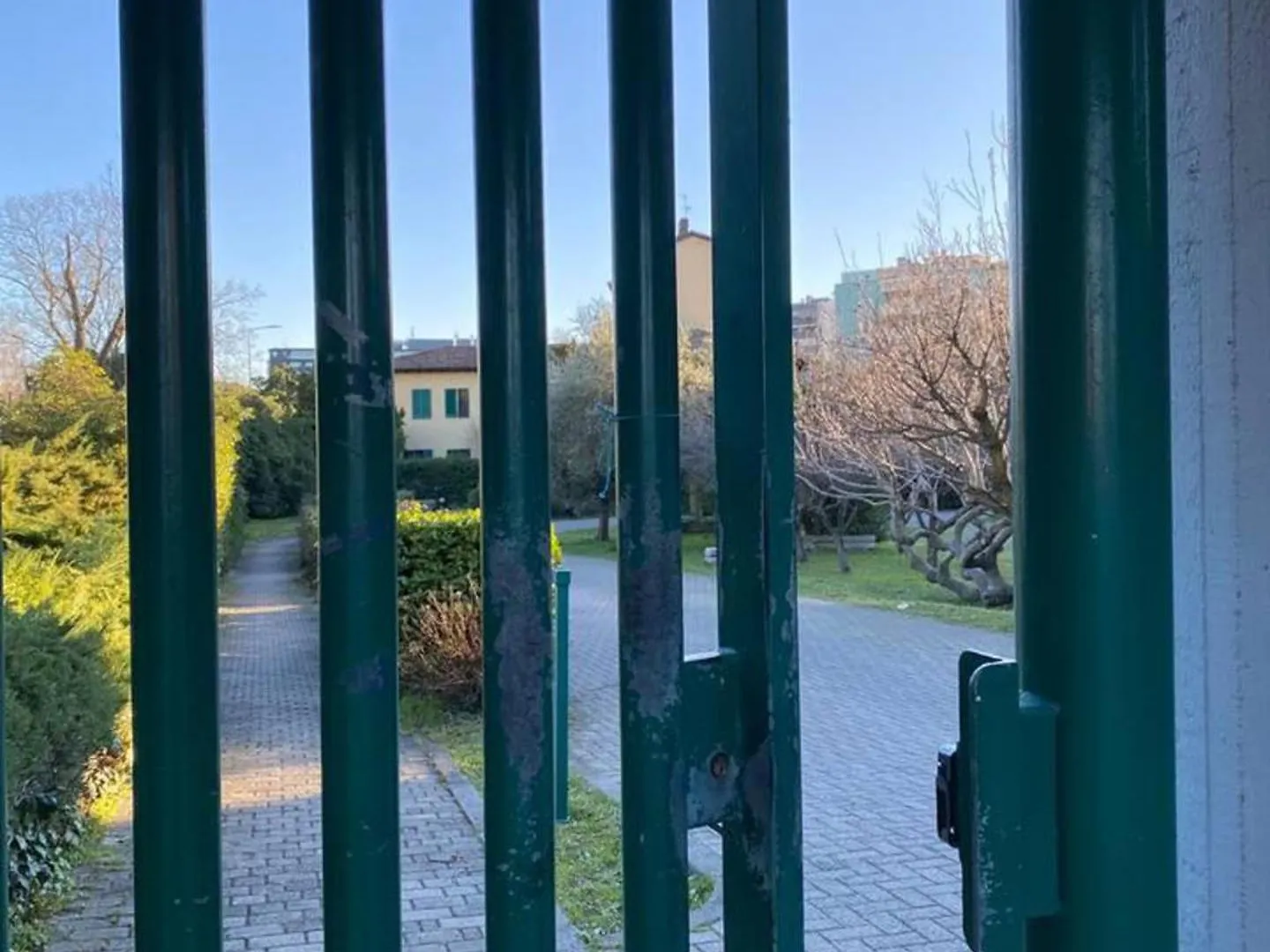 Design Villa With Parking Navigli Area Milan
