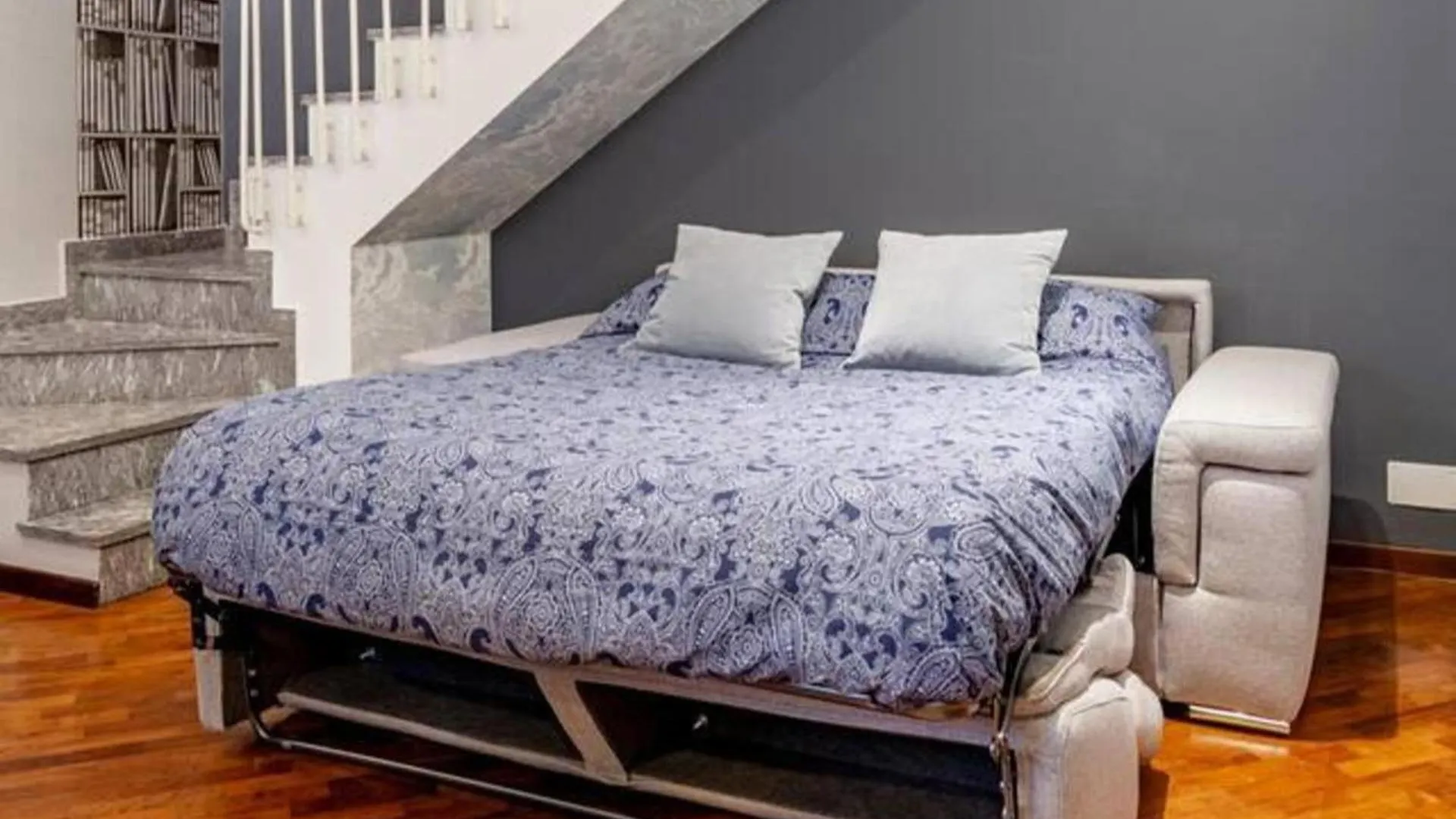 Design Villa With Parking Navigli Area Milan 0*,  Italy